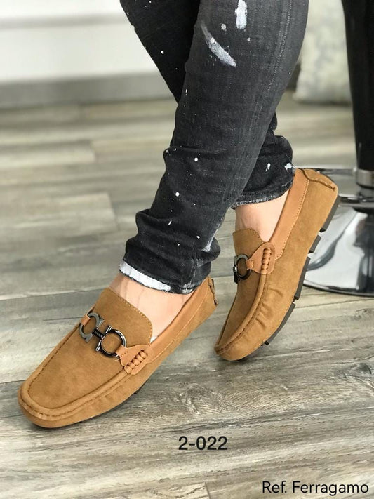 Gray helmet for bikers