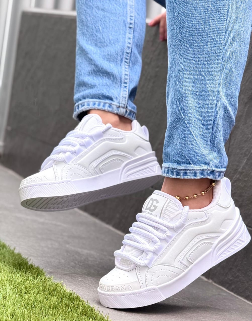 Gray helmet for bikers